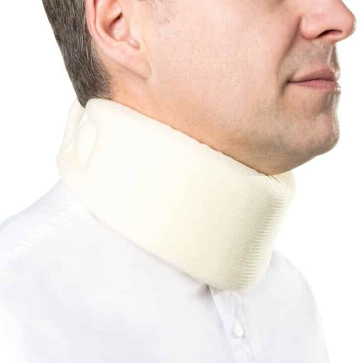 Nakkestøtte til nakke og cervikal rygsøjle - L