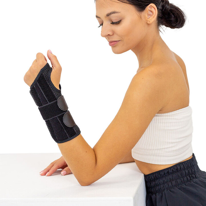 Line Sport rannetuki jäykällä lastalla