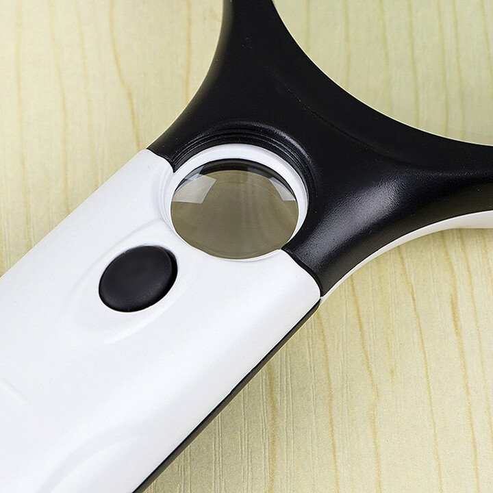 Forstørrelsesglas med LED lys