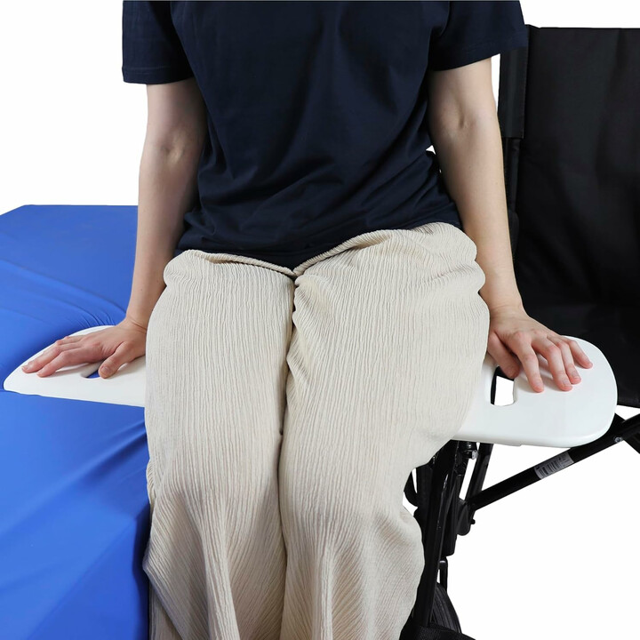 Multifunktionel overførselsplade til kørestol, bil og seng