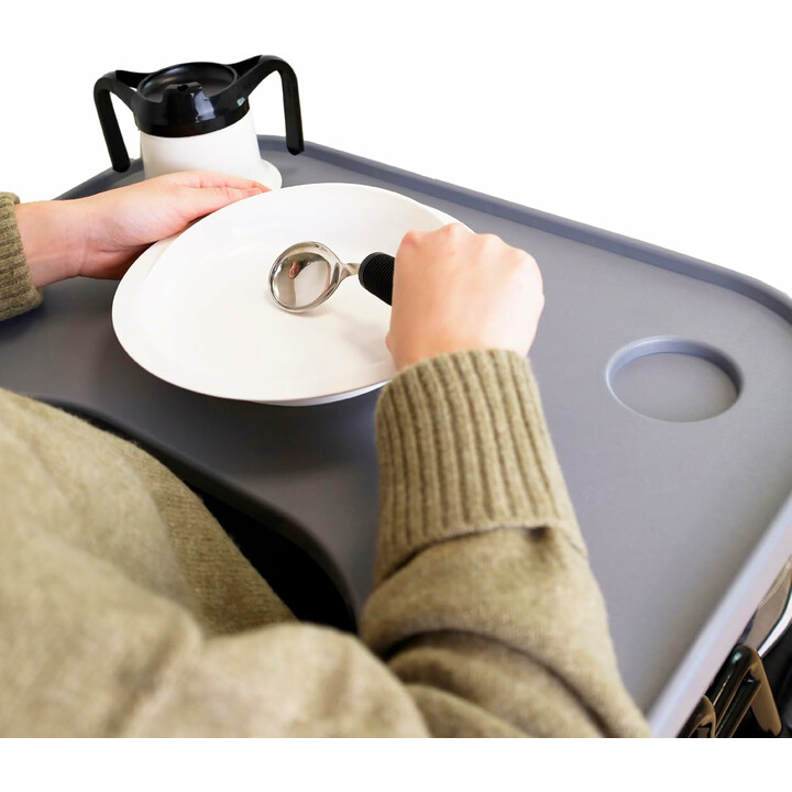 Aftagelig, let kørestolsbakke med kopholder