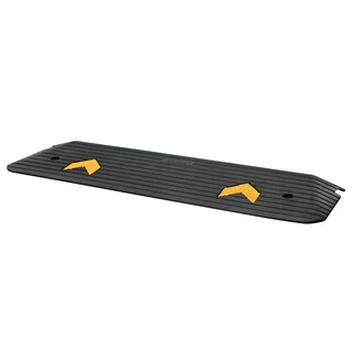 B001 Trinrampe naturgummi 113 x 24 1 x 2 5 cm 15 ton 1 stk