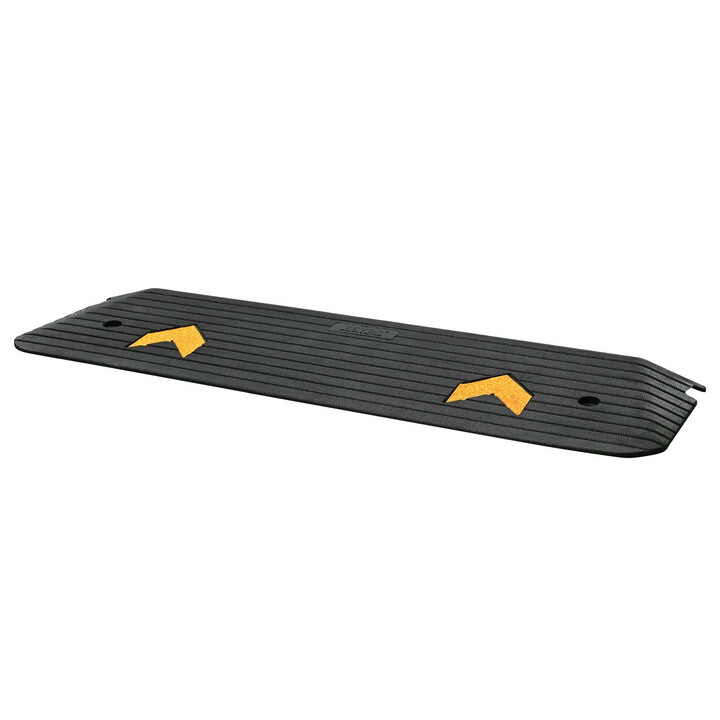 B001 Trinrampe naturgummi 113 x 24 1 x 2 5 cm 15 ton 1 stk
