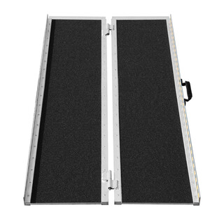 Sammenklappelig aluminiumsrampe til k restol 152 cm skridsikker overflade b reevne 363 kg