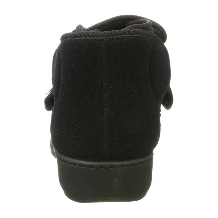 Leveälestinen kenkä