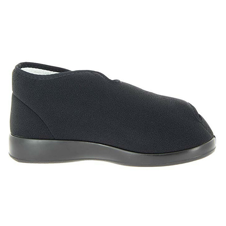 Leveälestinen kenkä seniorille