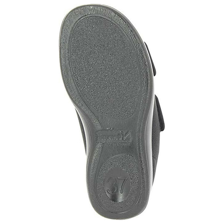 Leveälestinen kenkä seniorille