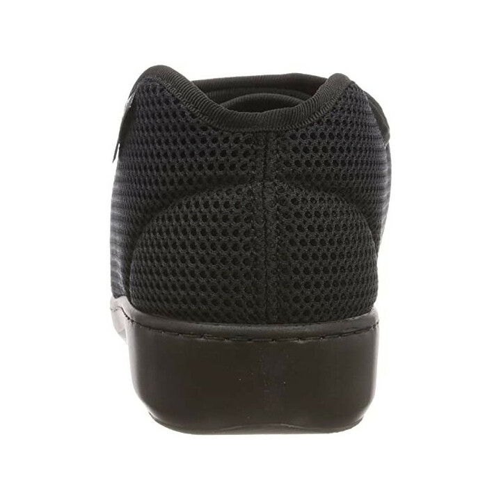 Helposti puettavat kengät seniorille