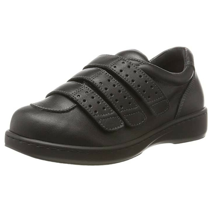 Seniorin kävelykenkä