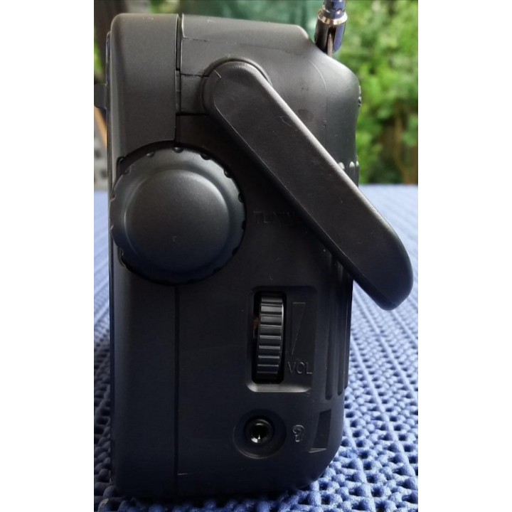 Panasonic senior radio