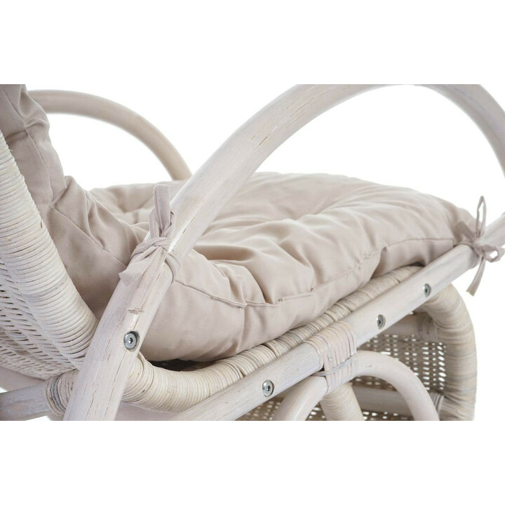 Hvid gyngestol i rattan